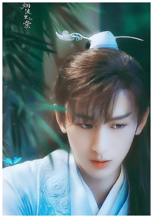 一眼万年的男艺人古装扮相,罗云熙排名第一,鹿晗成毅均在榜单