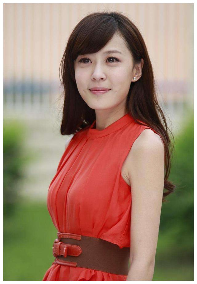 记得《爱情公寓》里的陈美嘉吗?她可能因为角色束缚结束演艺之路