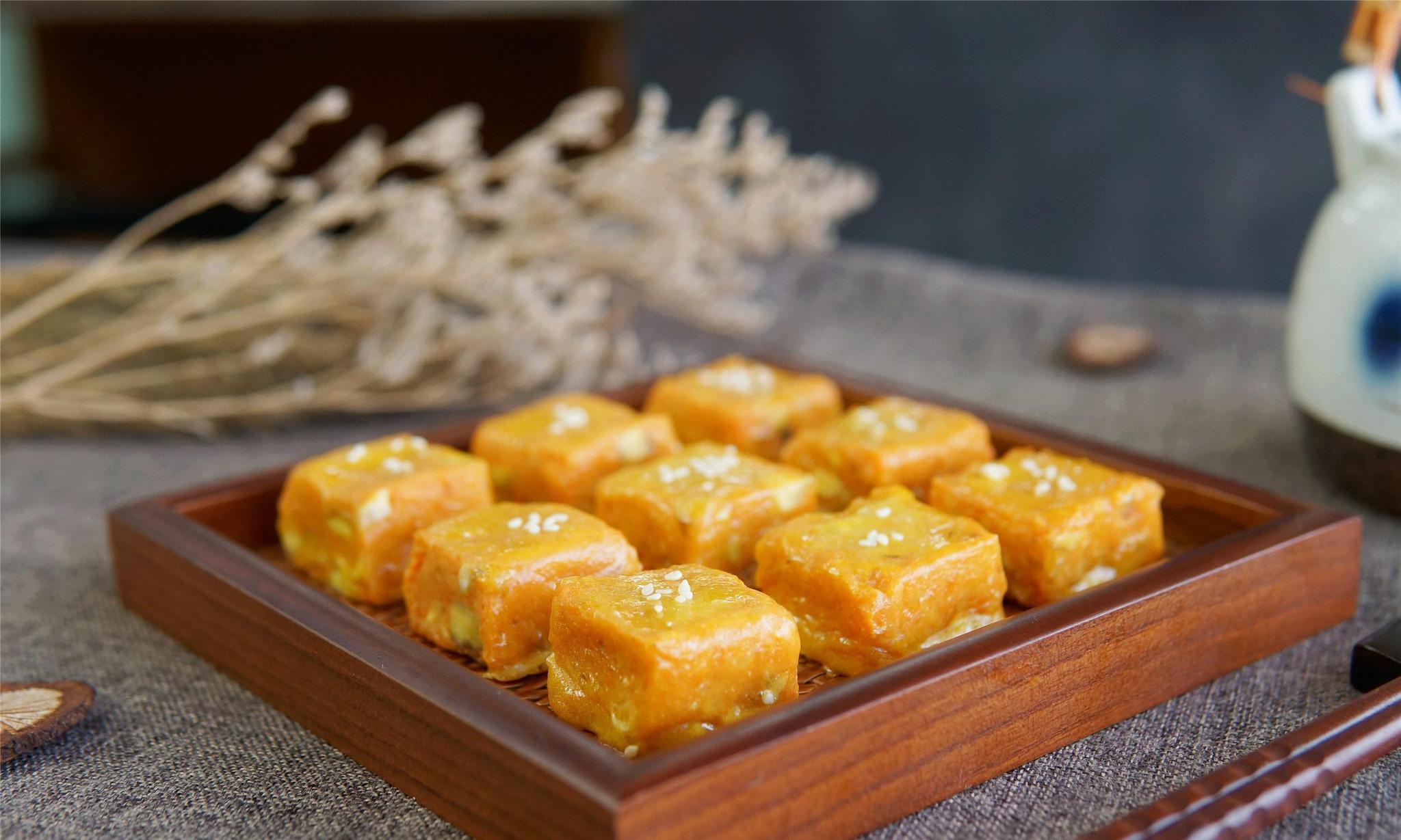 趁着板栗红薯便宜,买几斤做"红薯板栗糕",味道太好不够吃