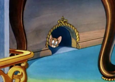 猫和老鼠汤姆追赶杰瑞劲儿用大了结果一头扎进老鼠洞了