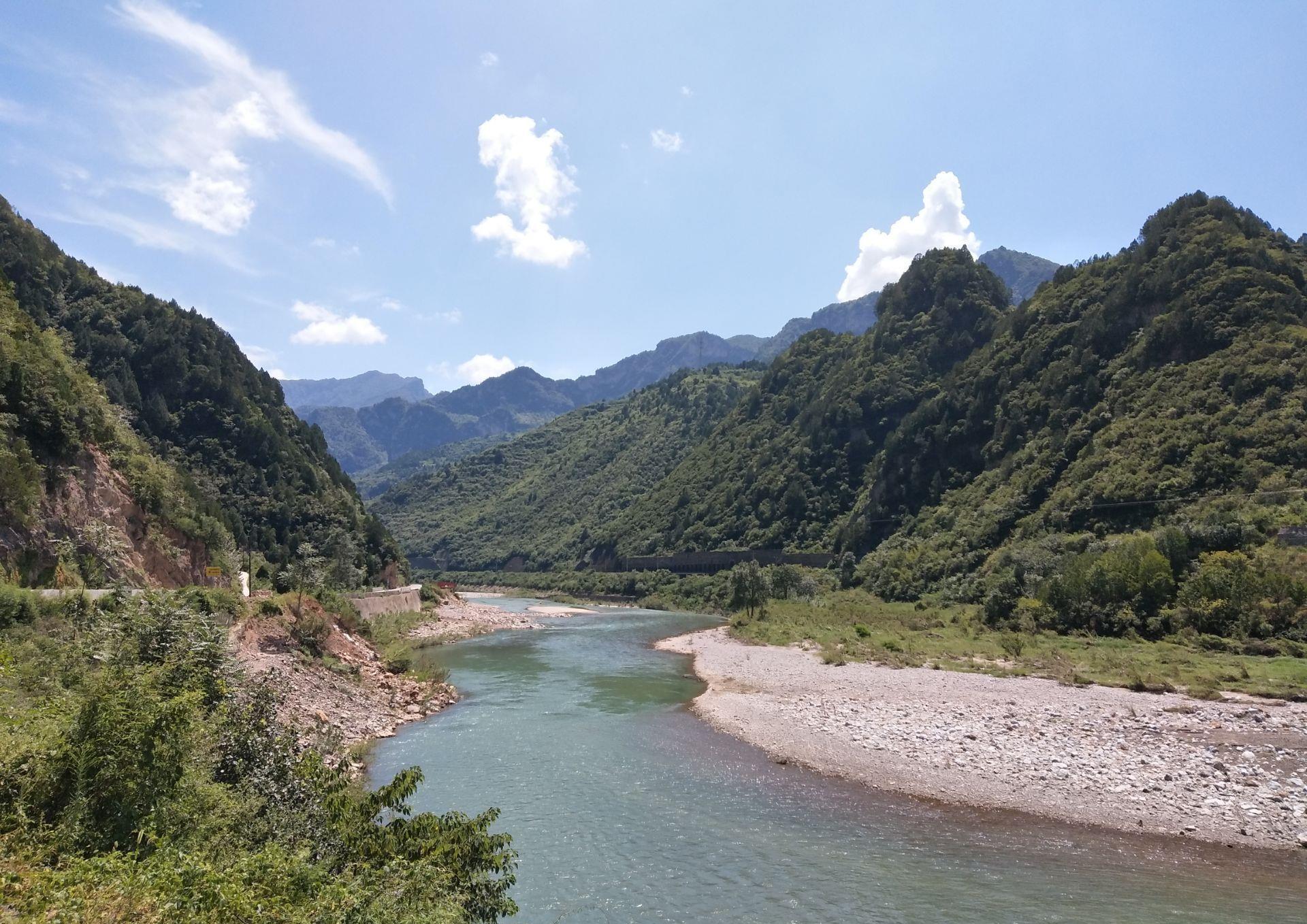 甘肃省 陇南市 徽县 月亮峡