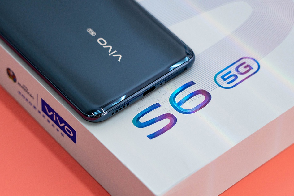 vivo s6 5g图赏:3200万超级夜景自拍 照「亮」你的美