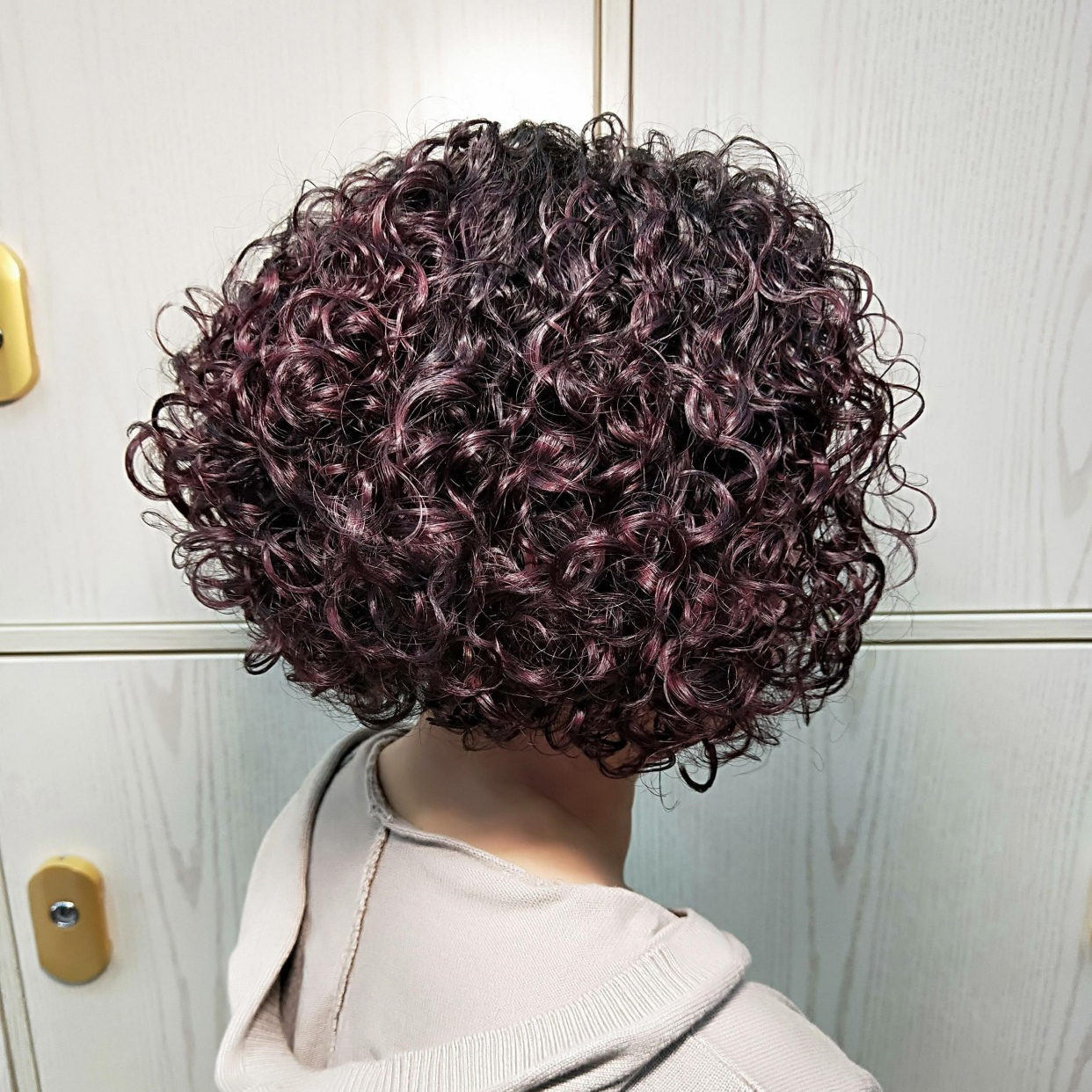 适合五六十岁女人的抱团卷,时髦洋气又显发量,好打理又显年轻|发型