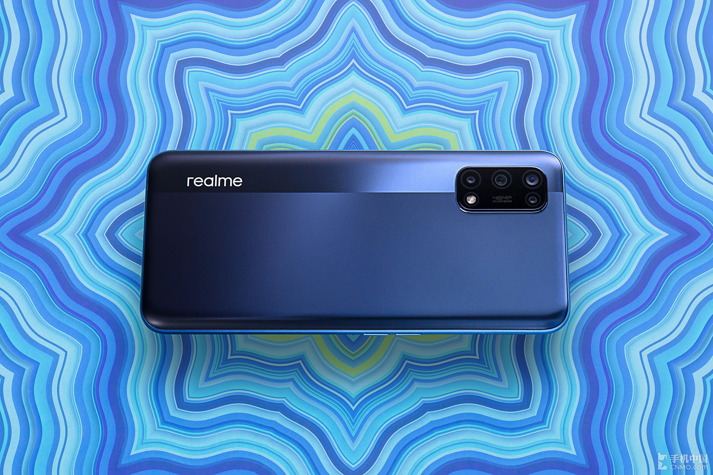 作为献给年轻人的产品,realme真我v5全方位地展现出