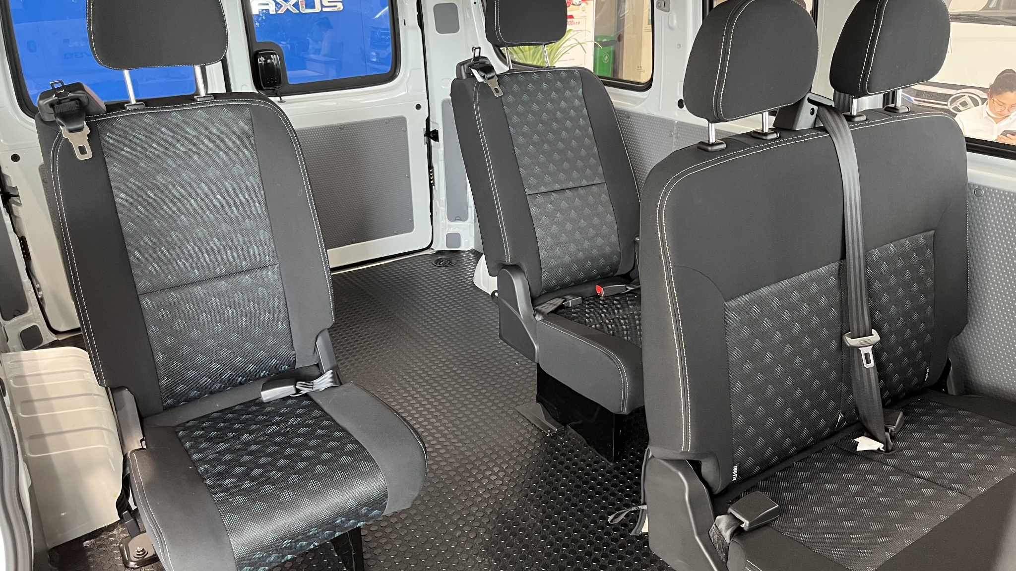 上汽大通v80加长版7座多少钱