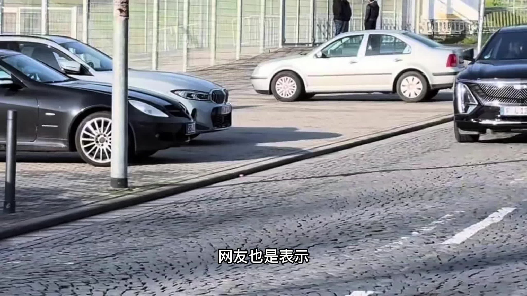 太帅了！樊振东出战德甲自己开车上下班，单手扶方向盘气场拉满