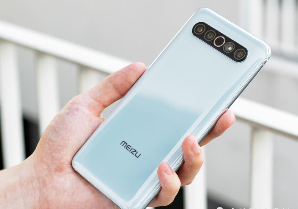 魅族17pro真机上手下巴很小啊陶瓷机身手感超棒