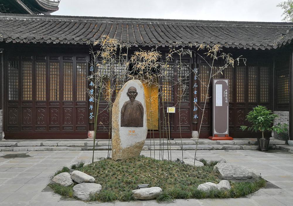 "扬州八怪"之首郑板桥,故居竟不在扬州,无人问津惨遭遗忘