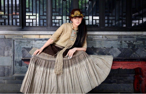 杨丽萍跳舞出意外,投千万保险的指甲当场折断,获赔金额引关注__财经