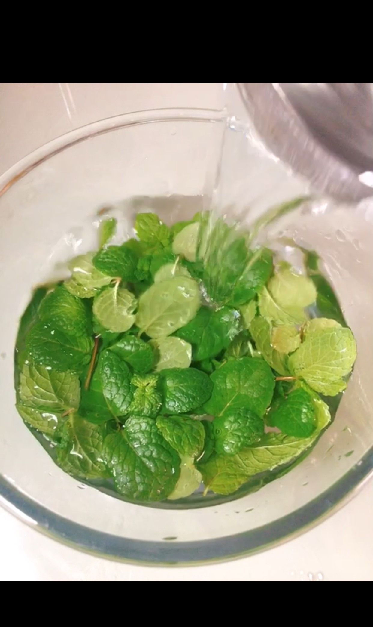 神仙做法香炸薄荷叶,口感酥脆,香气四溢!