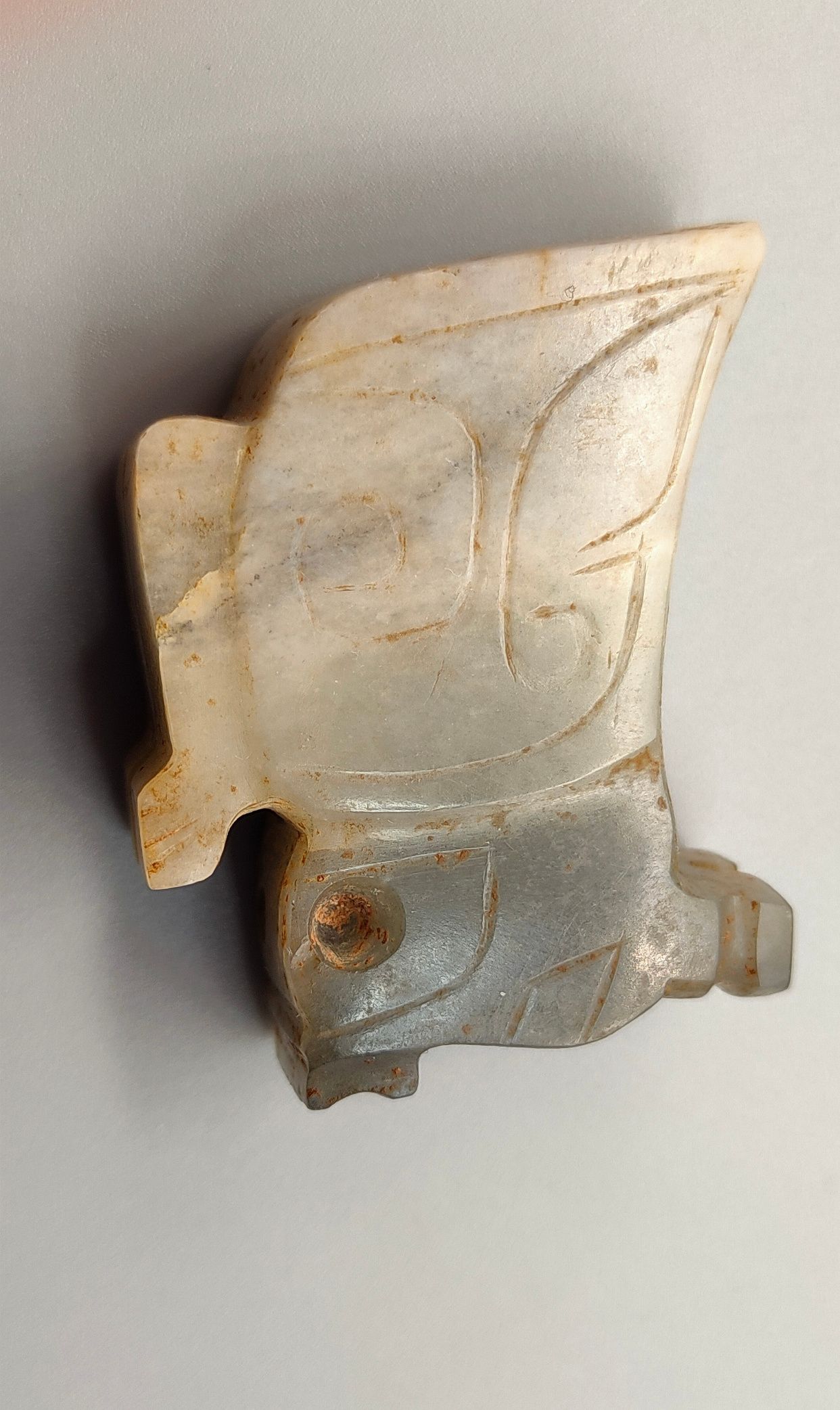 罕见的殷商玉飞龙