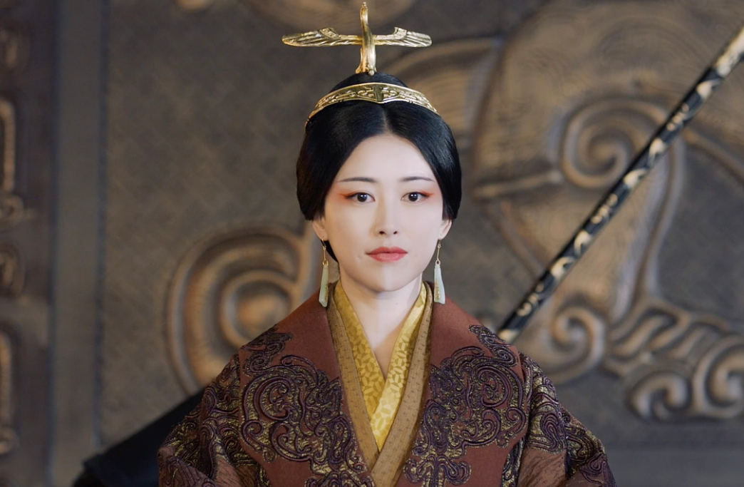 美貌和才情令人好奇不已,她究竟是怎样一个人|赵姬|吕不韦|嬴政_新浪