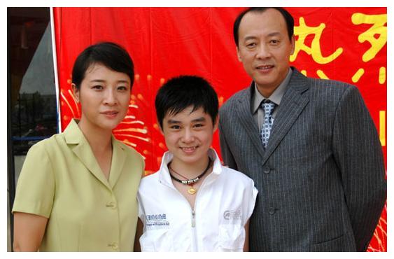 "骗"了观众17年的侯天来,背后不为人知的一面