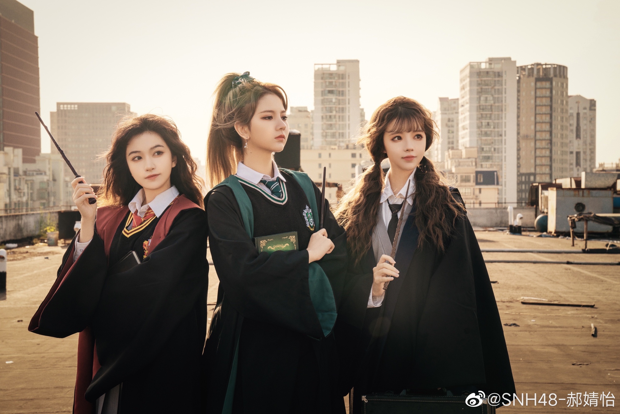 美女艺人snh48-郝婧怡迷人美照,真好看__财经头条
