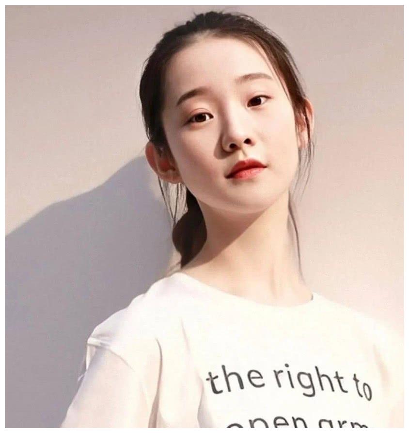 时代峻峰二公主张艺凡个人资料详细介绍|张艺凡|少年的你|创造营2020