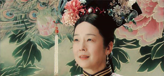 珍妃被慈禧太后下令推进了井中,巴掌大的井口如何塞得下珍妃?