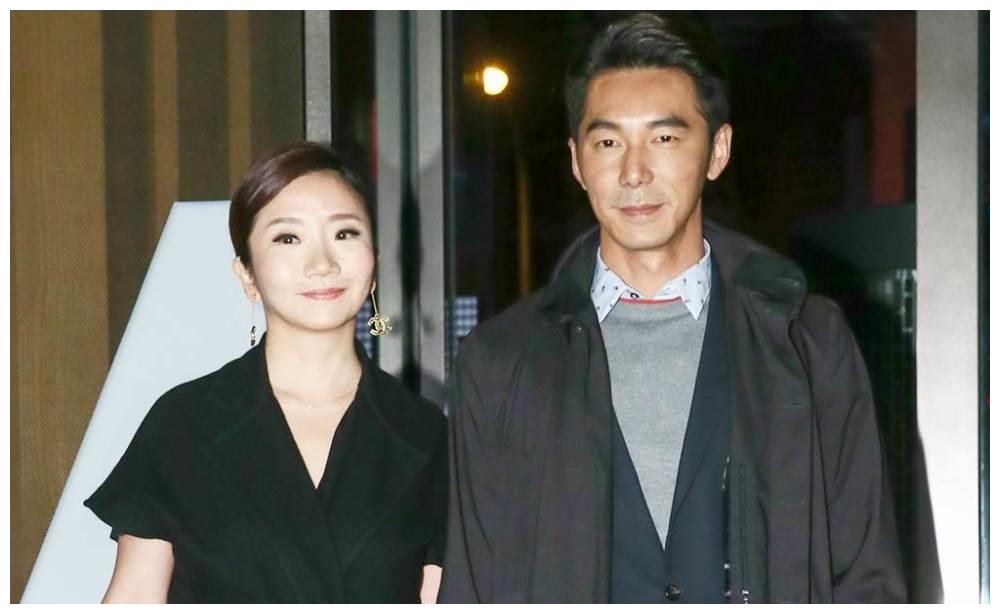 女儿违规参赛被请下场陶晶莹老公比中指骂教练做了愚蠢的事情