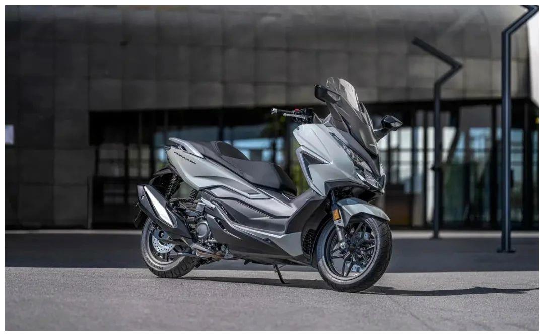 本田佛沙350台湾上市售价约618万大陆售价65左右