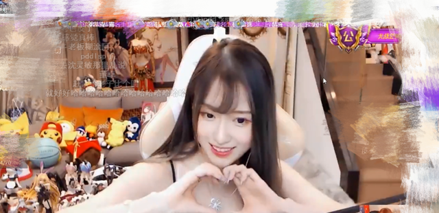 pdd查房腐团儿弹幕炸锅,立马给观众展现福利,主播会来事