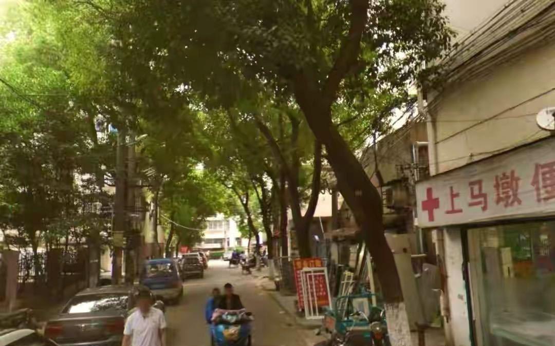无锡一处城中村,这里曾是年轻人的聚集地,如今一片凄凉让人怀