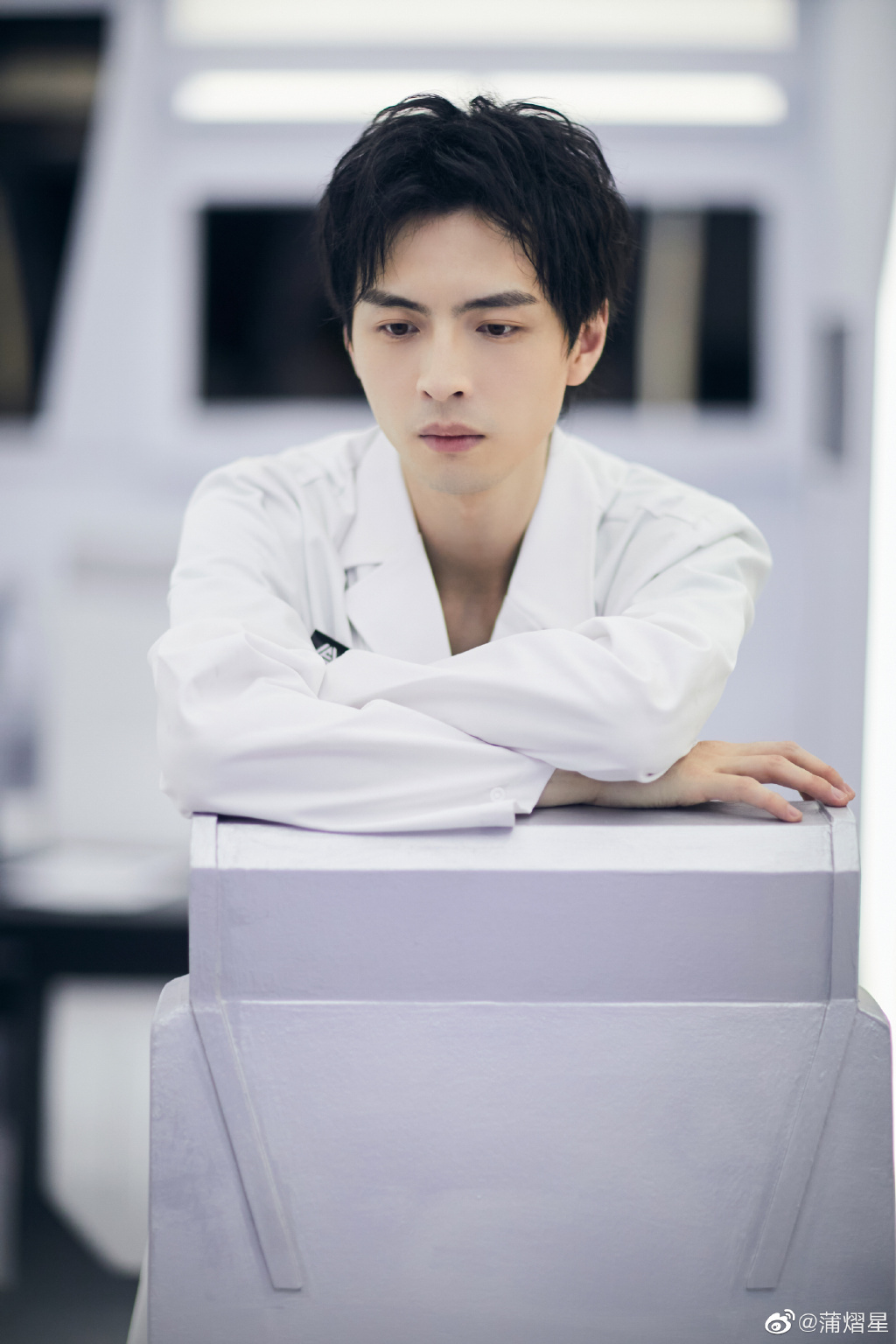 南大校草蒲熠星阳光帅气写真