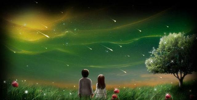 散发着点点微亮的光芒, 那点点微亮的光芒,照亮着整片天空, 在炎热的