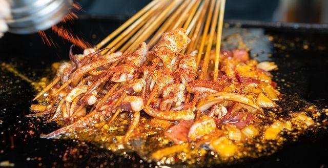 铁板烧系列技术,夏季街边的火爆小吃,低成本创业的好项目