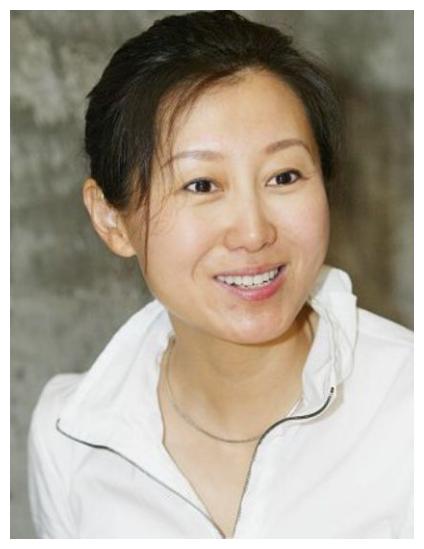 与妻子离婚,将女儿送进"女德学院",孙楠前妻教科书级"反击"|买红妹