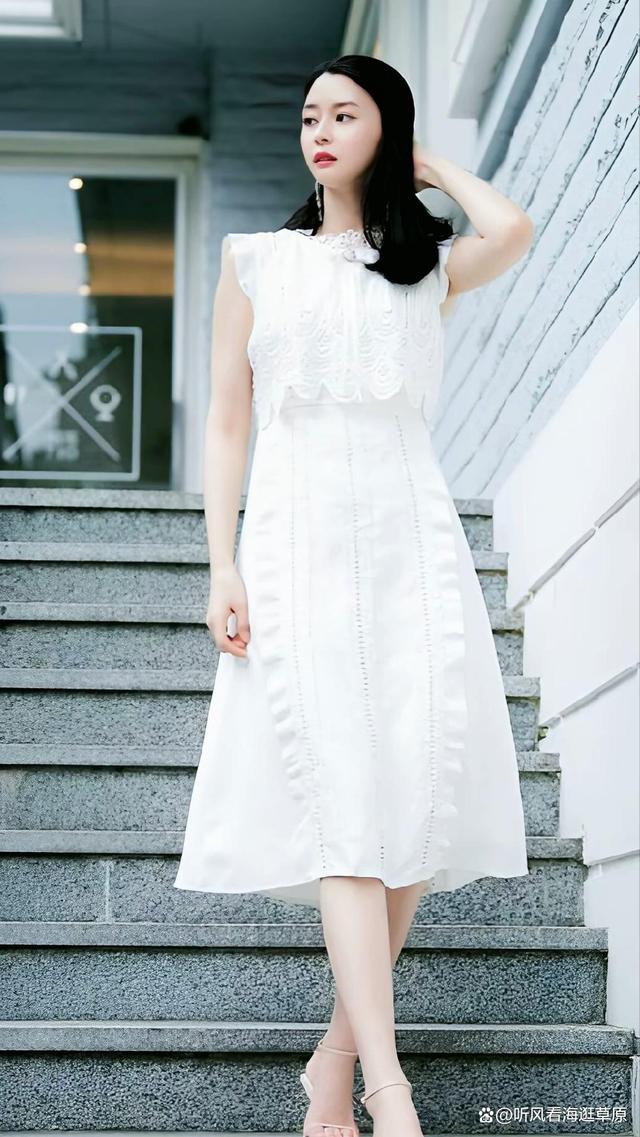 韩国女星权娜拉高清写真!