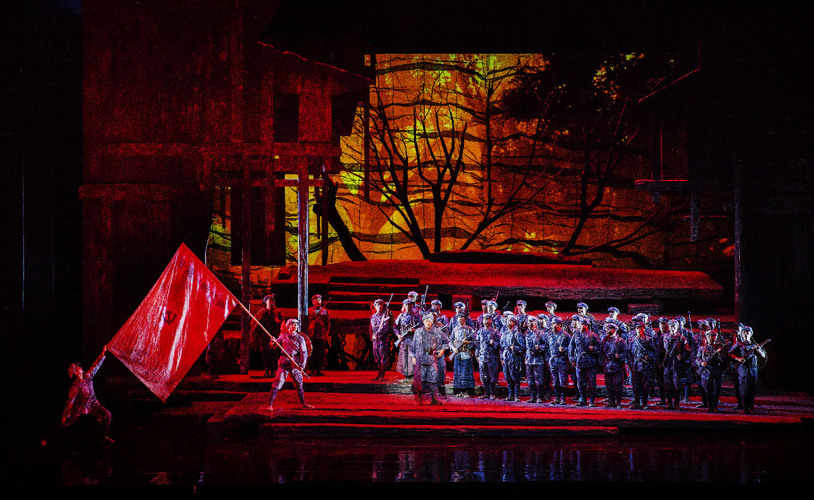 陈蔚团队精品力作原创歌剧《血色湘江》登台国家大剧院