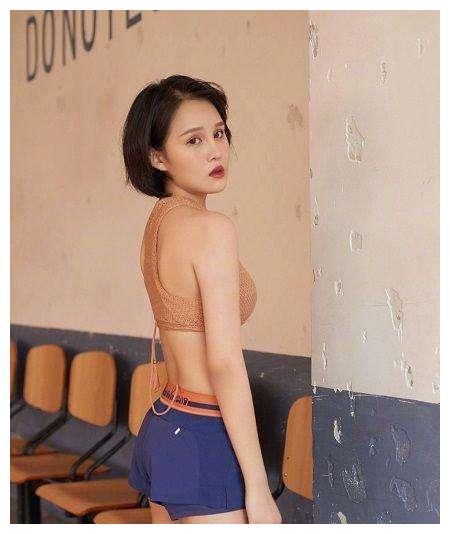 赵本山要娶儿媳妇了,儿子深夜发与美女合照,女方身份不简单__财经头条