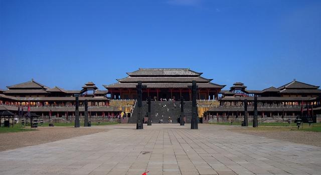 比故宫门票还贵的横店秦王宫:高度还原咸阳宫,如今门