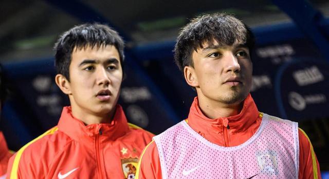 恒大希望成耀东带国青出战中乙时,可以给帕尔曼江一个首发位置.