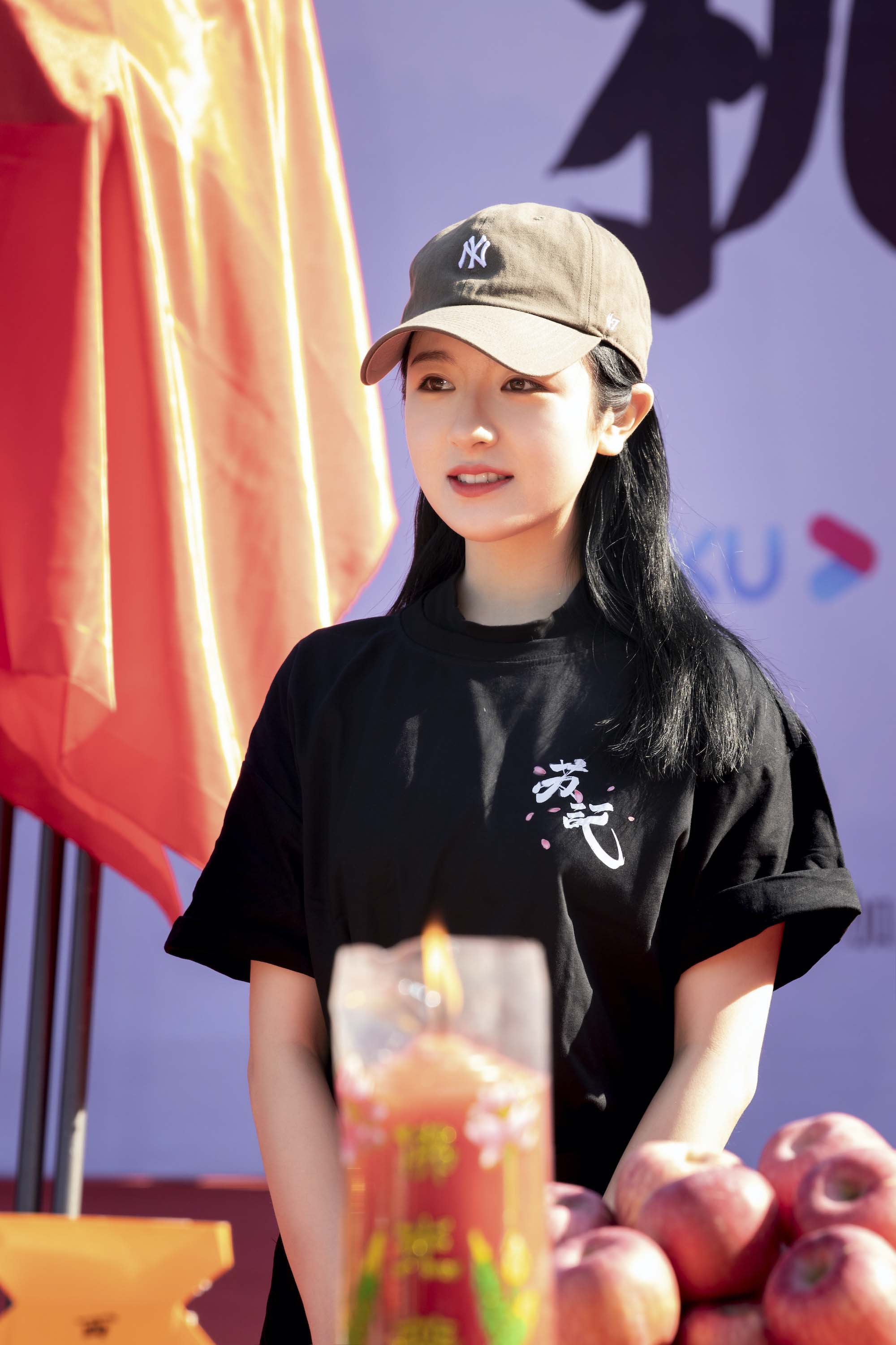 李兰迪新剧《苏记》开机 女扮男装做生意技能满格