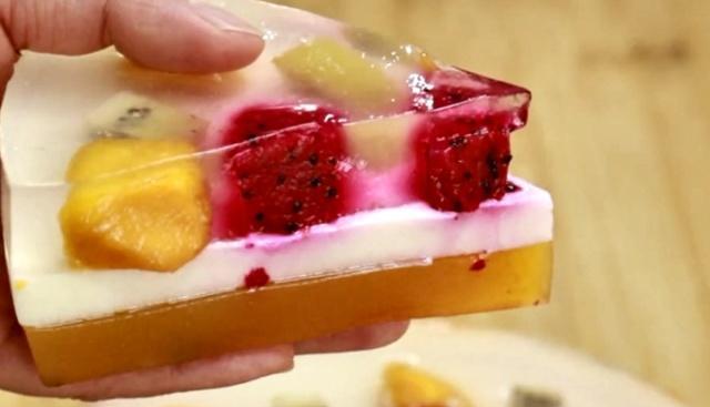 天热,学做一份水晶蛋糕,香甜冰凉又q弹,零添加,比雪糕还好吃