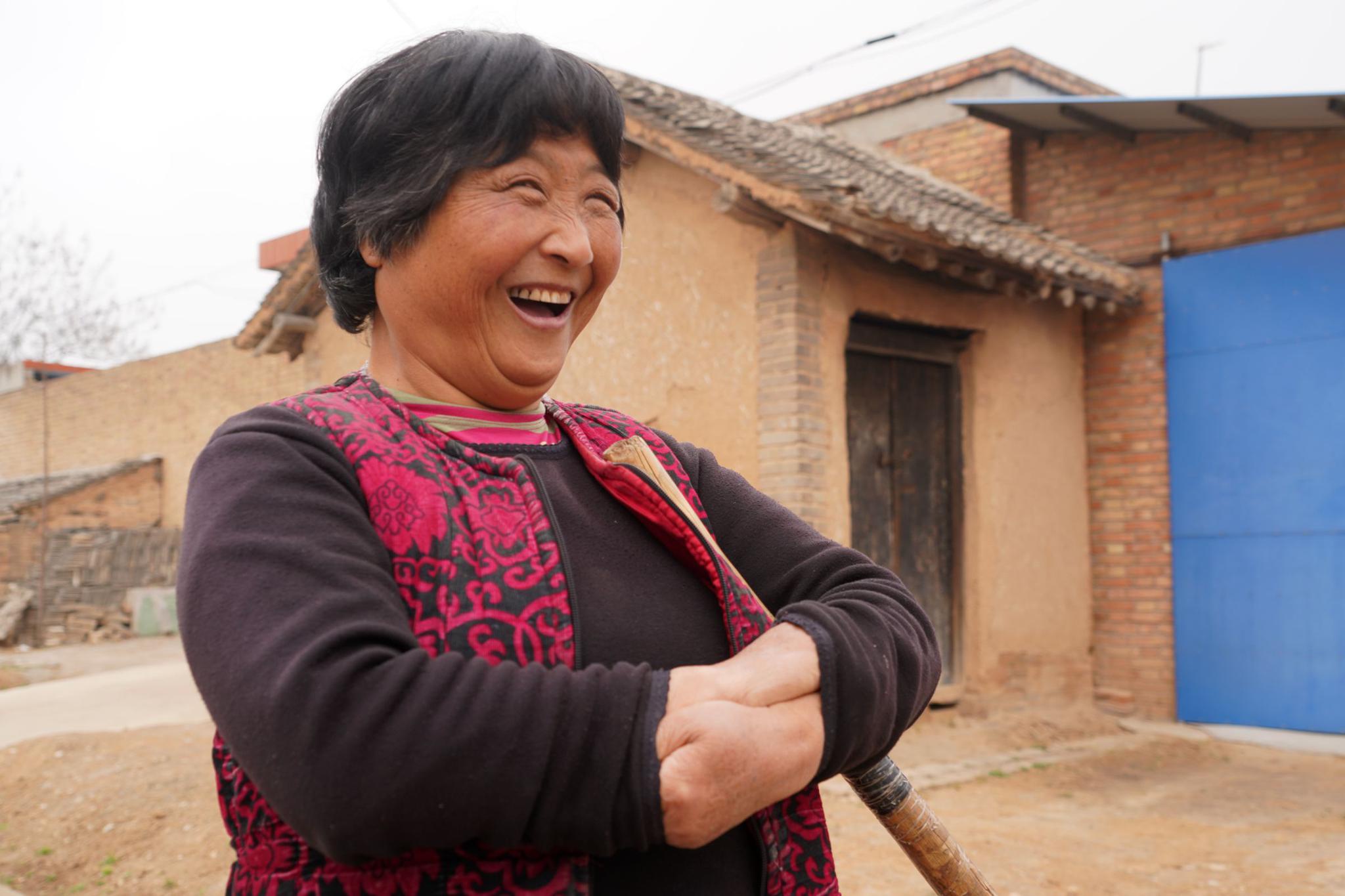 山西农民大姐30年前招了上门女婿,她说找对了人,咋回事