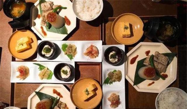 看到日本人吃的一日三餐,才明白了,日本的胖子为啥是世界最少的