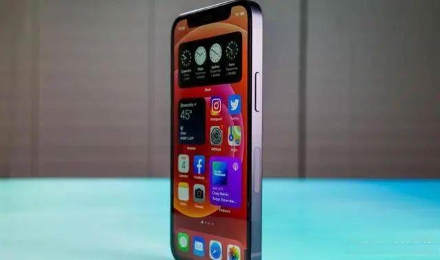 iPhone12mini，在锁屏下出现触控失灵，苹果未做出回应休闲区蓝鸢梦想 - Www.slyday.coM