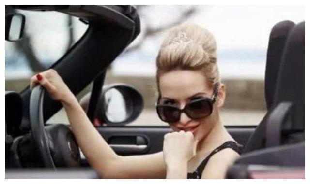 为何老司机都喜欢戴墨镜开车,你车上有吗?