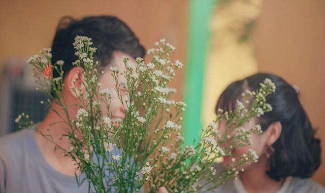 “参加闺蜜的婚礼,发现新郎是我的前男友,我笑着说真巧”休闲区蓝鸢梦想 - Www.slyday.coM “参加闺蜜的婚礼,发现新郎是我的前男友,我笑着说真巧”休闲区蓝鸢梦想 - Www.slyday.coM