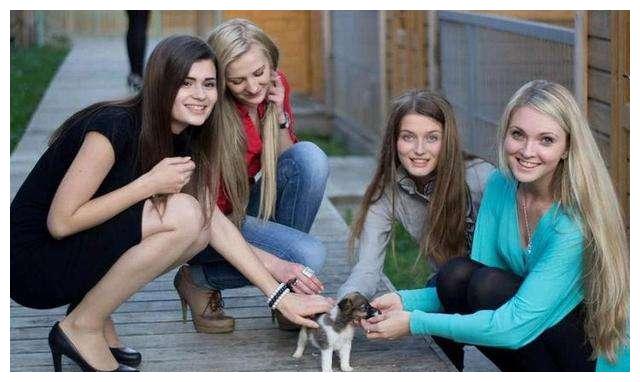 图瓦共和国虽不知名,却美女如云,图瓦禾木村曾获"中国第一村"