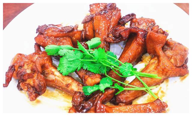 三伏天最该吃的肉,比猪肉香,比牛羊便宜,清热去火还开胃——鸭北京