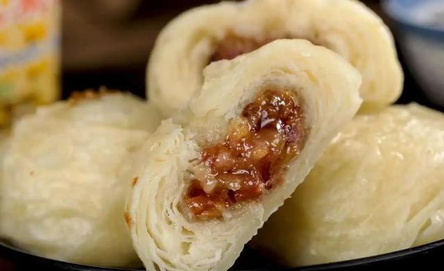 今天小编给大家介绍的是贵州安顺的一种特色包子,叫做"破酥包".