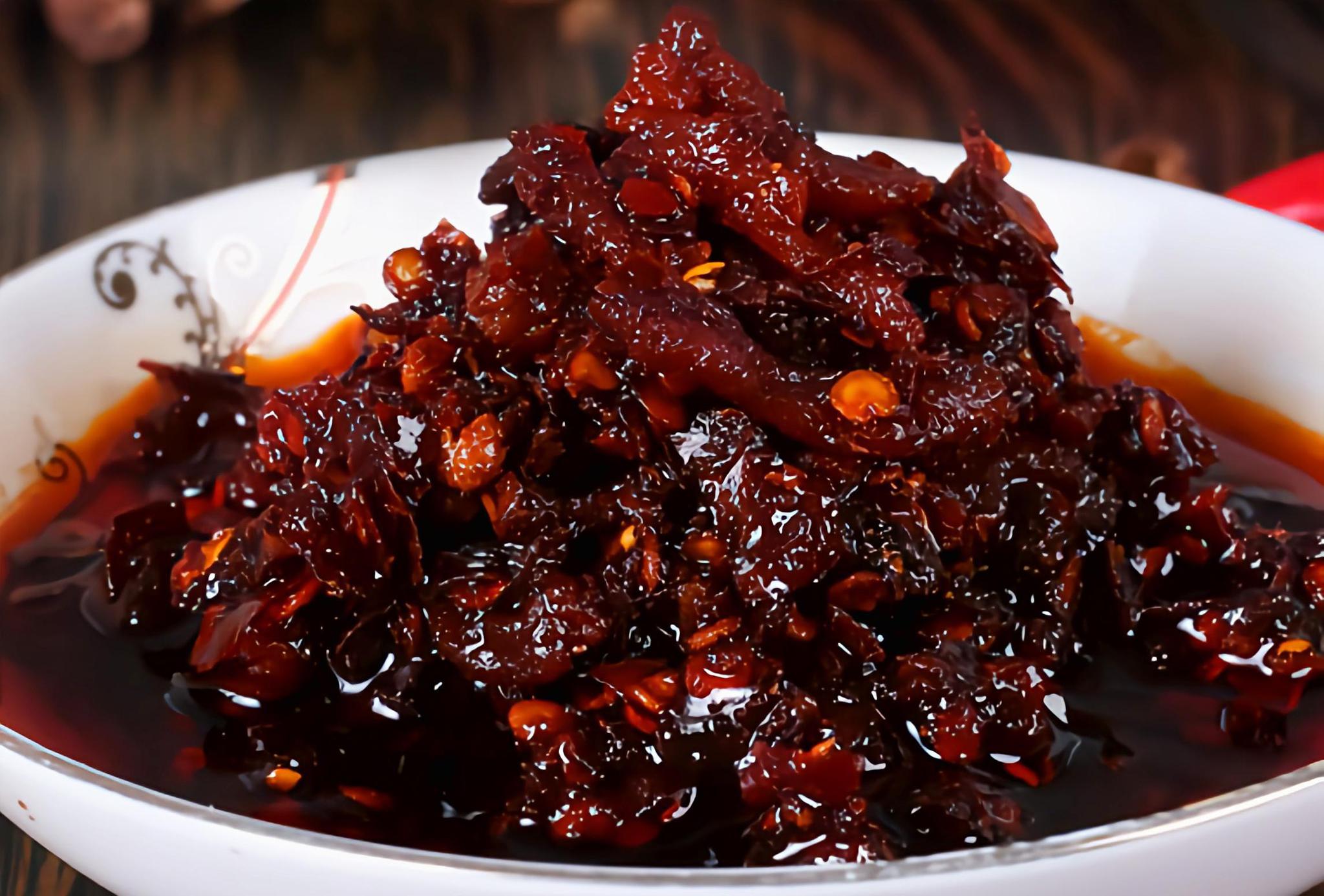 干煸肉丝油辣椒做法(附麻辣红油配方做法)