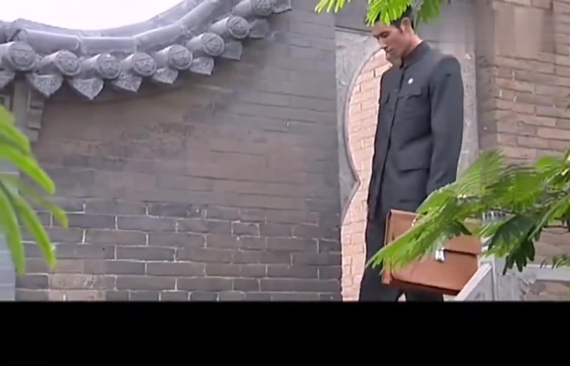 关中匪事许望龙攀上大官蛮蛮赶紧巴结下一秒撂狠话