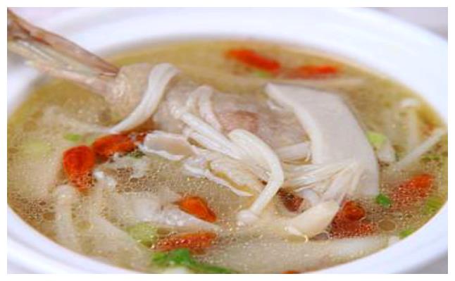 精选美食:麻仁卤香菇,肉末胡萝卜丝,麻油猪腰,金针鸡汤的做法