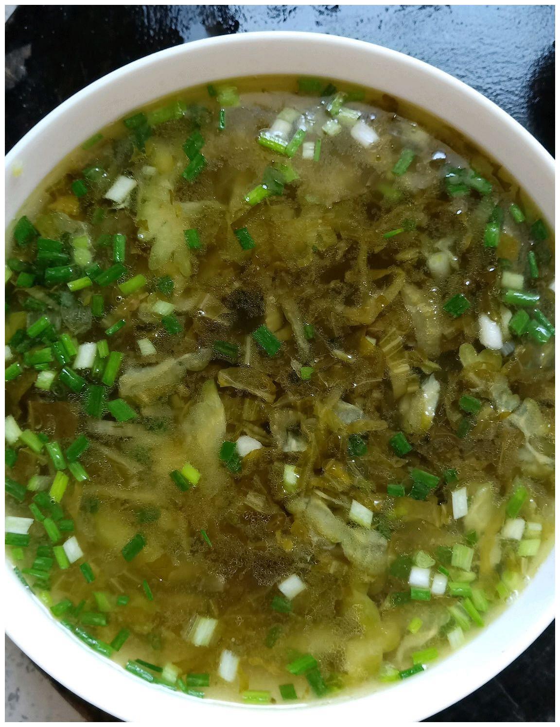 苦瓜酸菜汤的做法