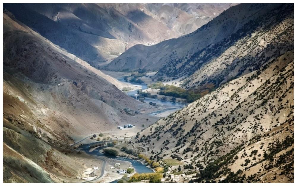 阿富汗最后一战爆发！塔利班数百人倒下，距离喀布尔仅有80公里休闲区蓝鸢梦想 - Www.slyday.coM