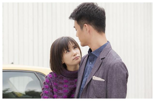 《欢乐颂》"妖精"曲筱绡和赵医生:半斤八两,各怀
