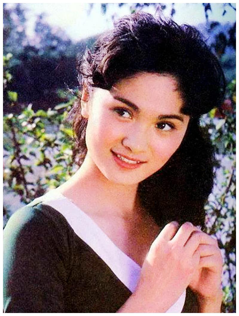 记得80年代女演员韩月乔吗?《潜影》中与迟志强搭档,近况怎样
